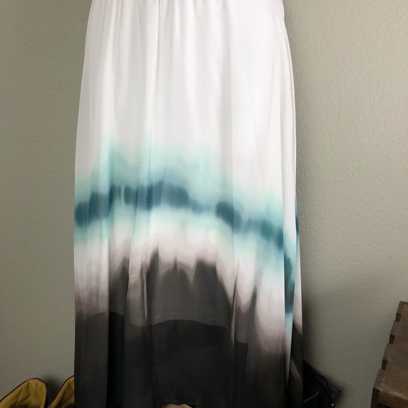 Simply Vera Vera Wang Dress XS White Blue Black Watercolor Handkerchief Hemline - Picture 2 of 7